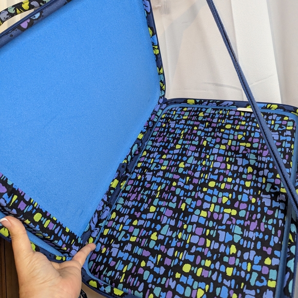Vera Bradley Floral Quilted Laptop Bag - Picture 4 of 11